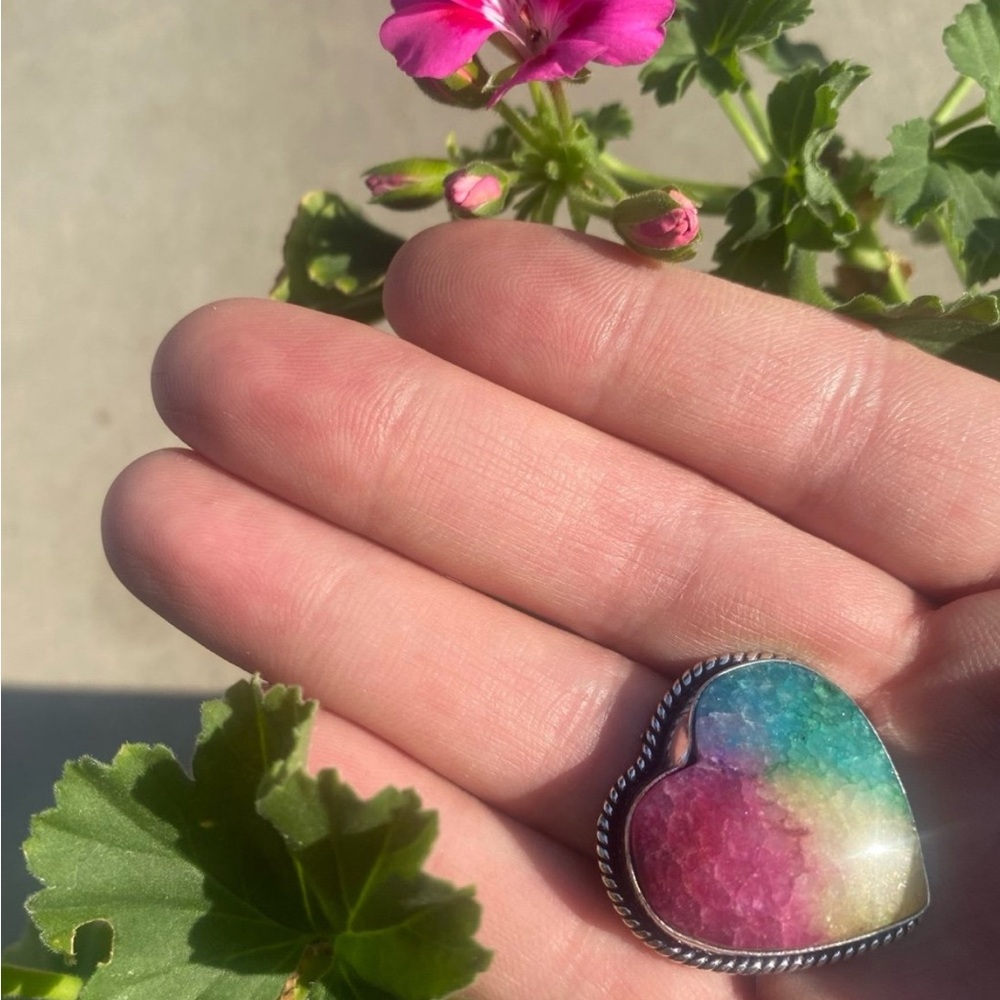 Multicolor Heart-Shaped Stone Ring - image 2